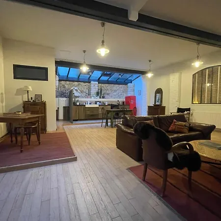 Spacious House Near Harbour *